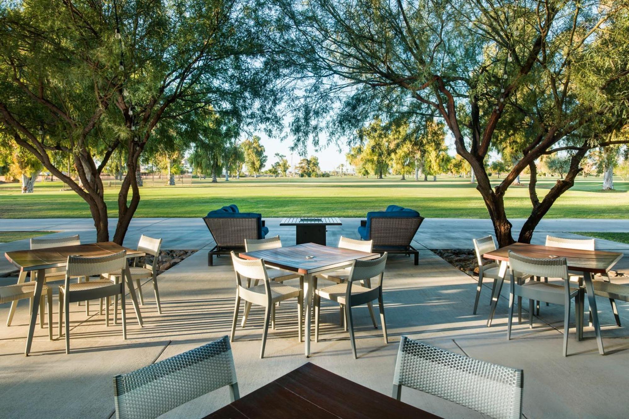 Four Points By Sheraton At Phoenix Mesa Gateway Airport Eksteriør billede