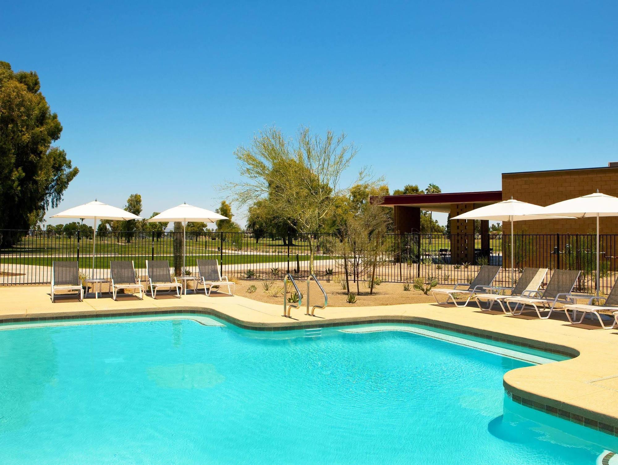 Four Points By Sheraton At Phoenix Mesa Gateway Airport Eksteriør billede