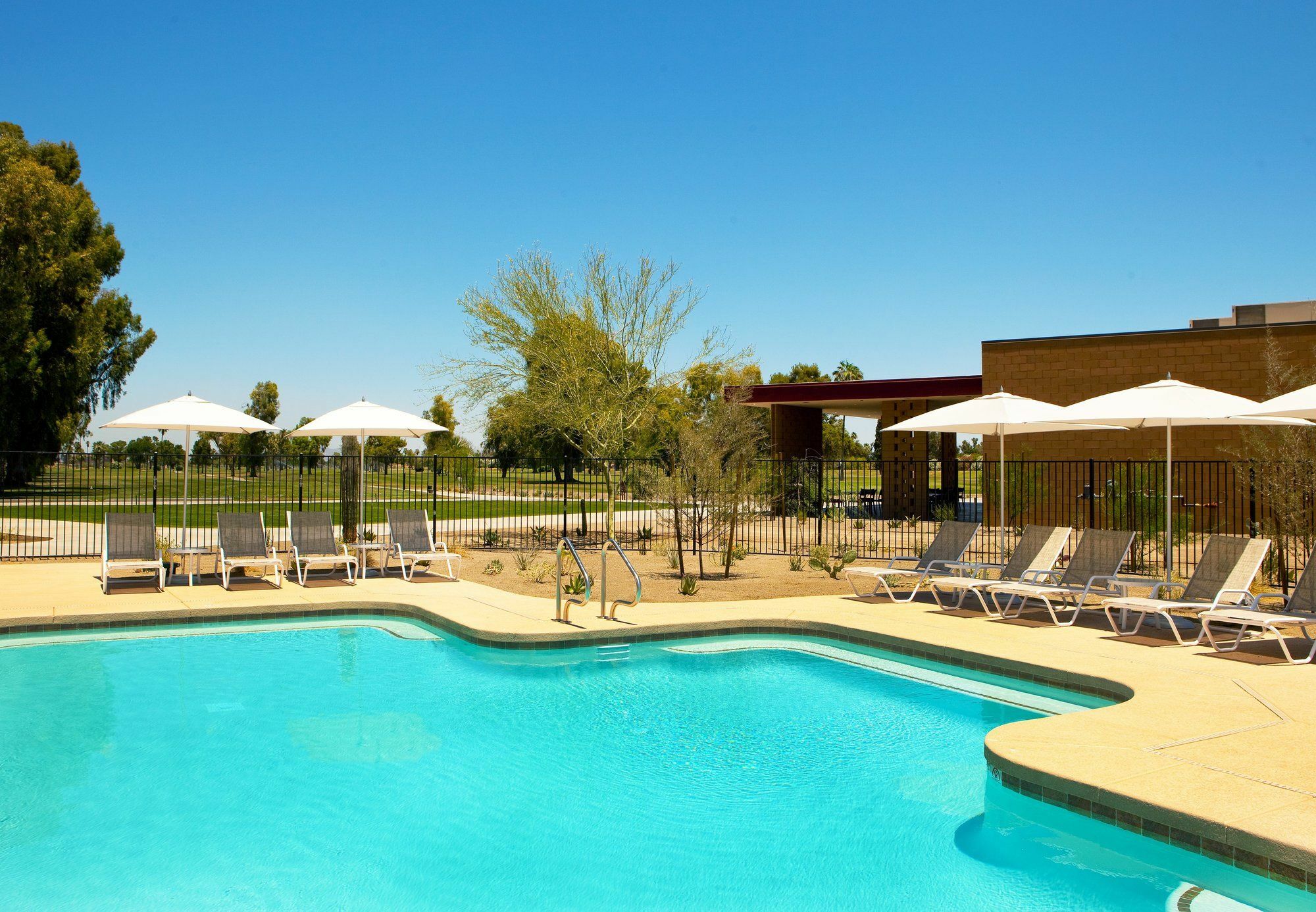 Four Points By Sheraton At Phoenix Mesa Gateway Airport Eksteriør billede